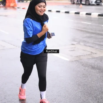 Runner Photo 7935649