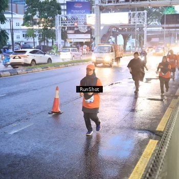 Runner Photo 7935662