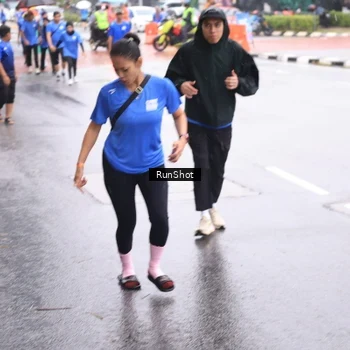Runner Photo 7935667