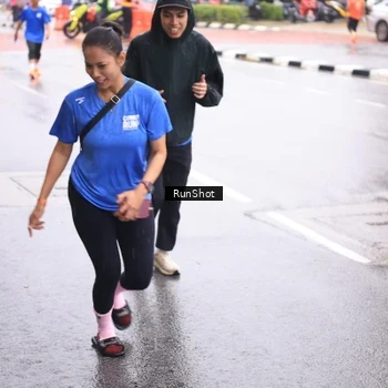 Runner Photo 7935677