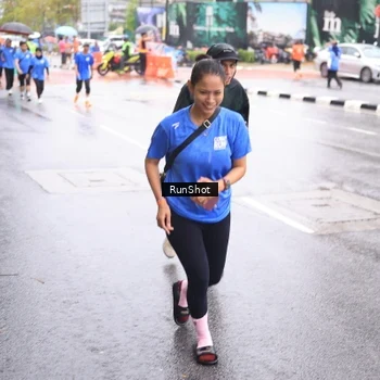 Runner Photo 7935681