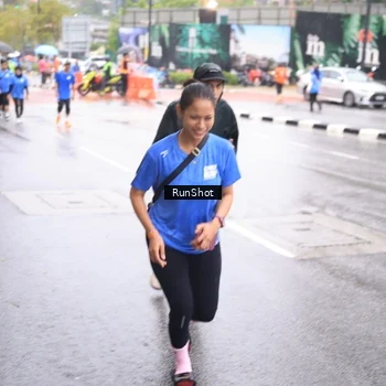 Runner Photo 7935682