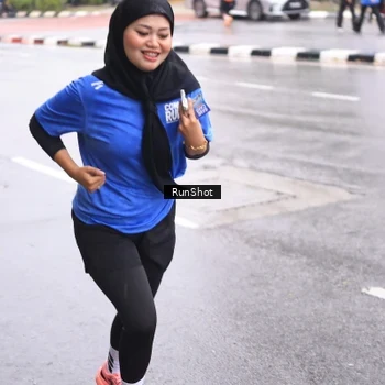 Runner Photo 7935696