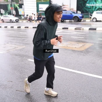 Runner Photo 7935707