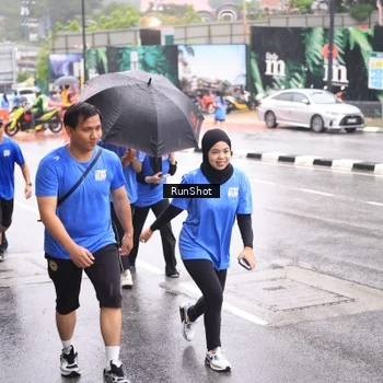 Runner Photo 7935754
