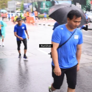 Runner Photo 7935771