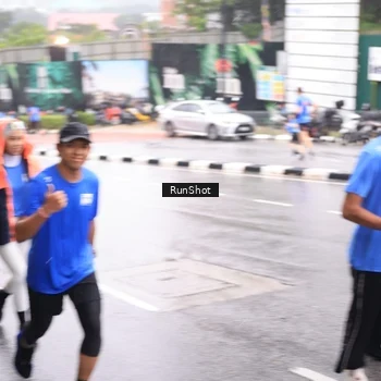 Runner Photo 7935794