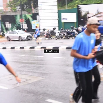 Runner Photo 7935802