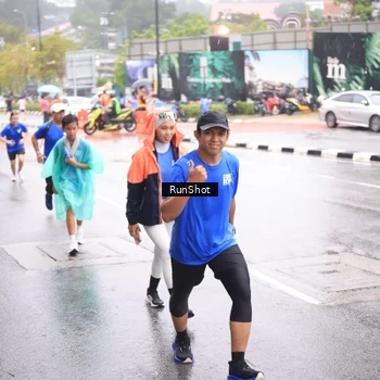Runner Photo 7935809