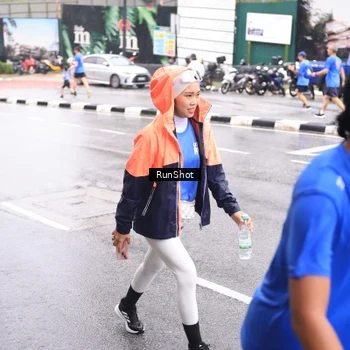 Runner Photo 7935816