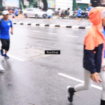 Runner Photo 7935821