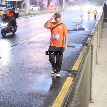 Runner Photo 7935830