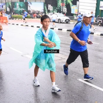 Runner Photo 7935838