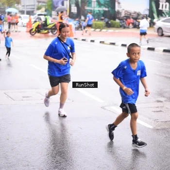 Runner Photo 7935850
