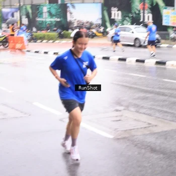 Runner Photo 7935861