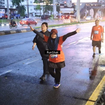 Runner Photo 7935886