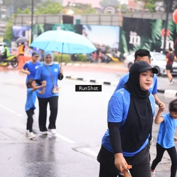 Runner Photo 7935903