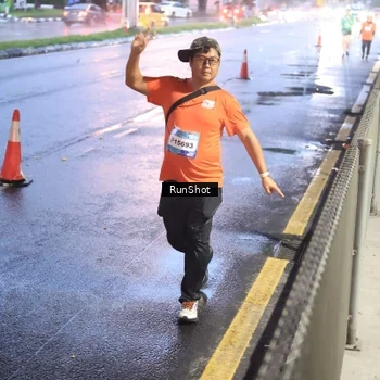 Runner Photo 7935909