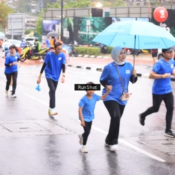 Runner Photo 7935920
