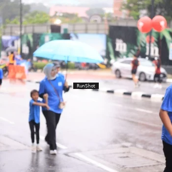 Runner Photo 7935923