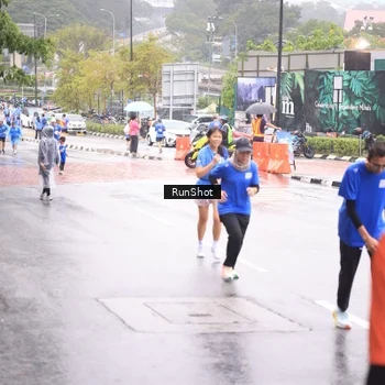 Runner Photo 7935940
