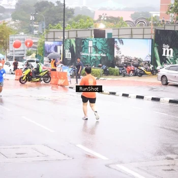 Runner Photo 7935946