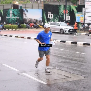 Runner Photo 7935961