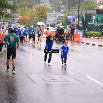 Runner Photo 7935966