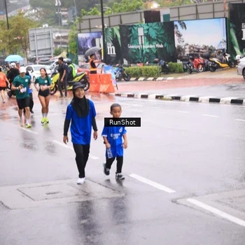 Runner Photo 7935974