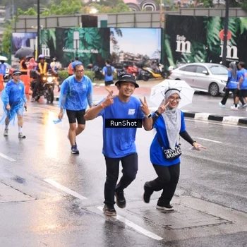 Runner Photo 7936046