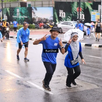 Runner Photo 7936050