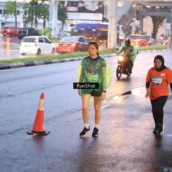 Runner Photo 7936120