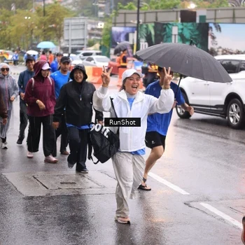 Runner Photo 7936128