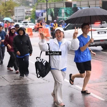Runner Photo 7936138