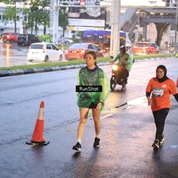 Runner Photo 7936154