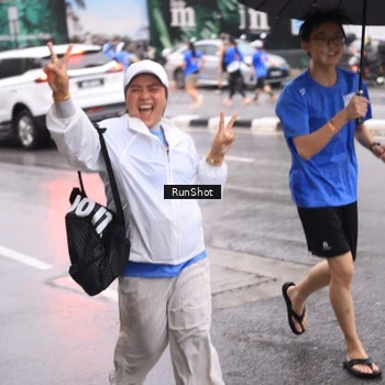 Runner Photo 7936156