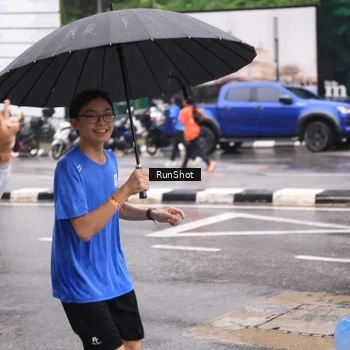 Runner Photo 7936160