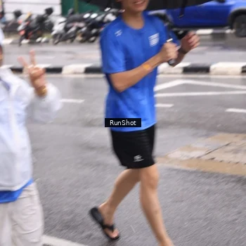 Runner Photo 7936163
