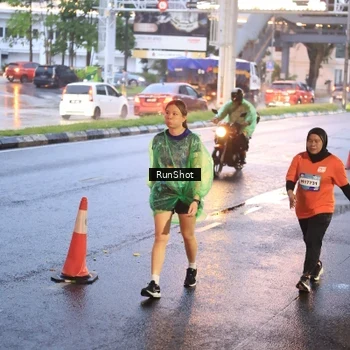 Runner Photo 7936167
