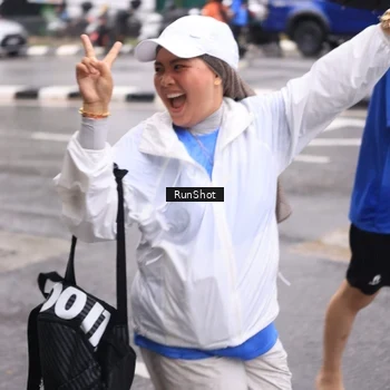 Runner Photo 7936169