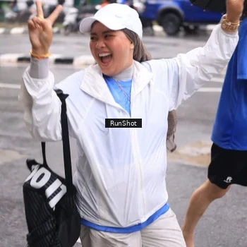 Runner Photo 7936170