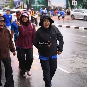 Runner Photo 7936190