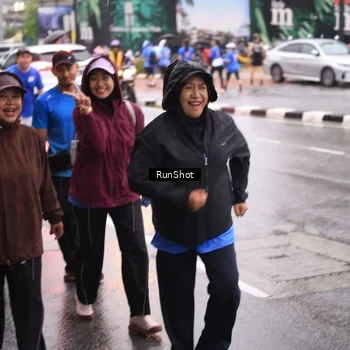 Runner Photo 7936195