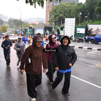 Runner Photo 7936217
