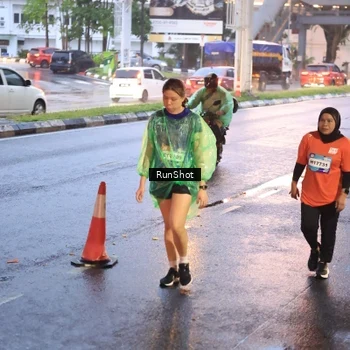 Runner Photo 7936218