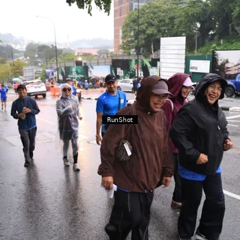 Runner Photo 7936226