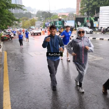 Runner Photo 7936248