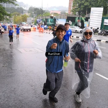Runner Photo 7936255