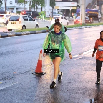 Runner Photo 7936264