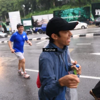 Runner Photo 7936277